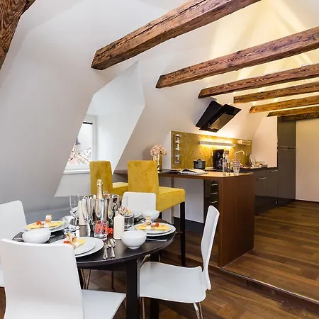 Studio Malostranske Namesti 4/8 Πράγα